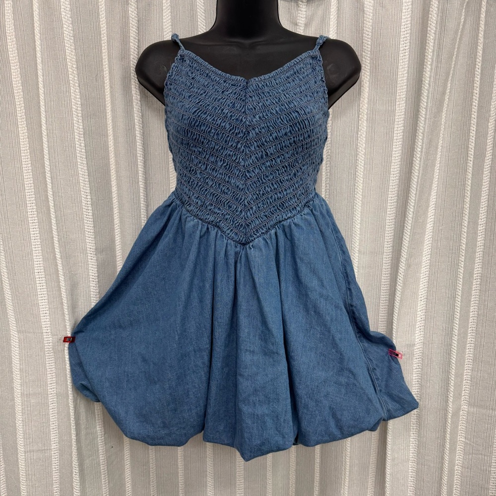 Bella Bubble Blue Denim Smock-Top Bubble Skirt Dress by AE Size Small‎